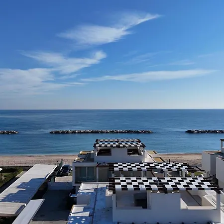 P020 - Porto Recanati, Nuovo Trilocale Con Giardino