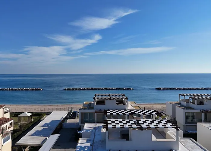 P020 - Porto Recanati, Nuovo Trilocale Con Giardino