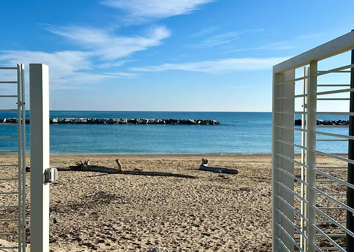 P020 - Porto Recanati, Nuovo Trilocale Con Giardino Apartment *