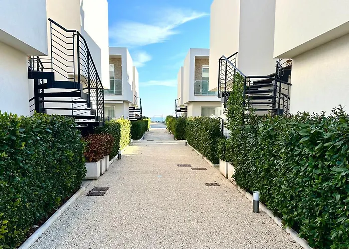 P020 - Porto Recanati, Nuovo Trilocale Con Giardino * Porto Recanati